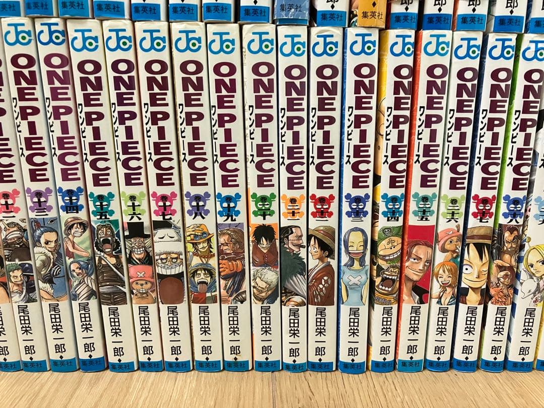 チ*ル様 ワンピースコミック本94冊＋2冊（中抜きで無い番号あり）合計96冊