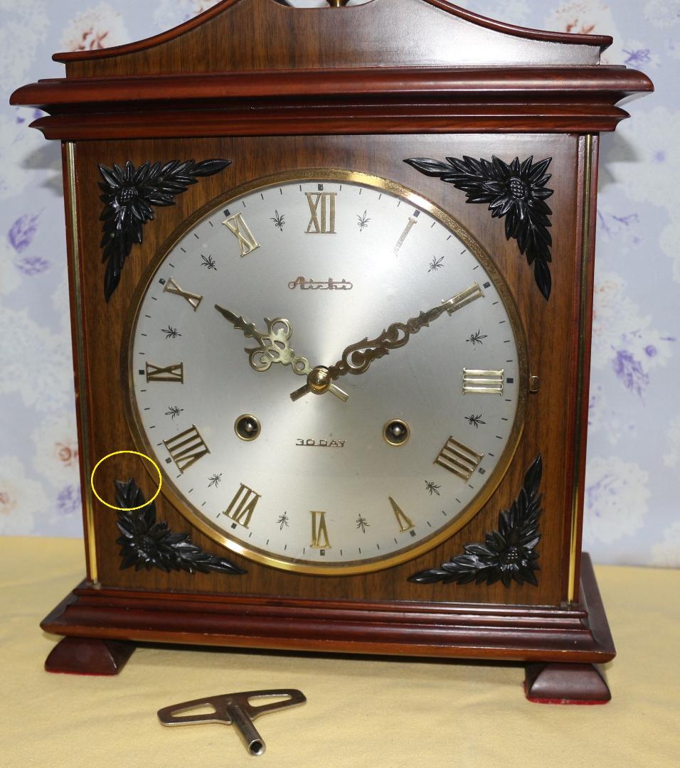 可動品 AICHI アイチ 愛知時計 置時計 30day テンプ式　キンコン打ち