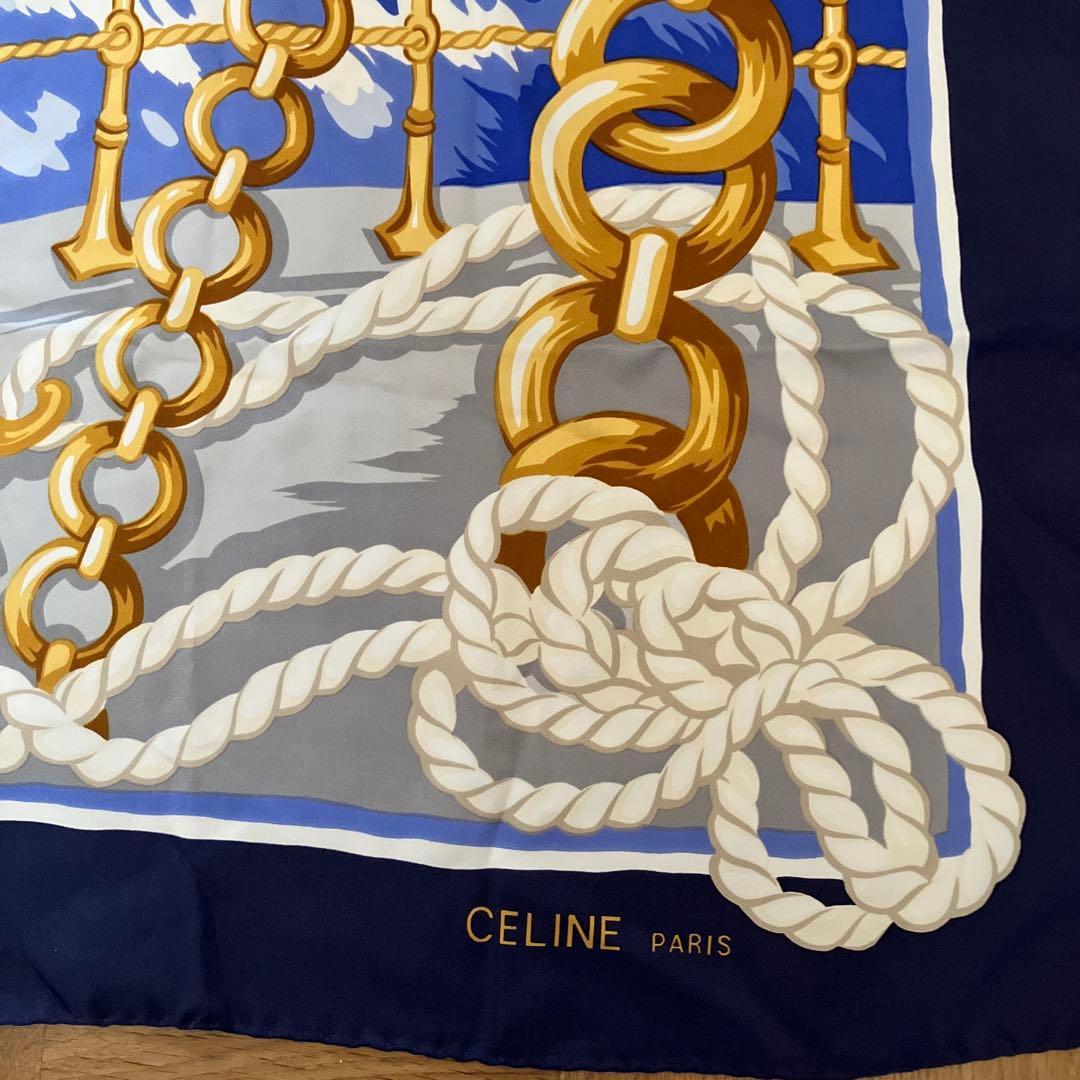 CELINE スカーフ 星座とチェーンデザイン