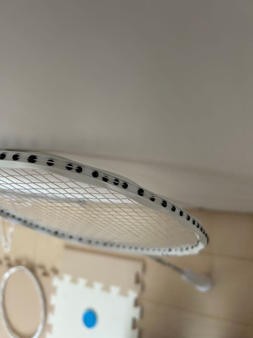 【美品】4uインフェルノライト　バドミントンラケット
