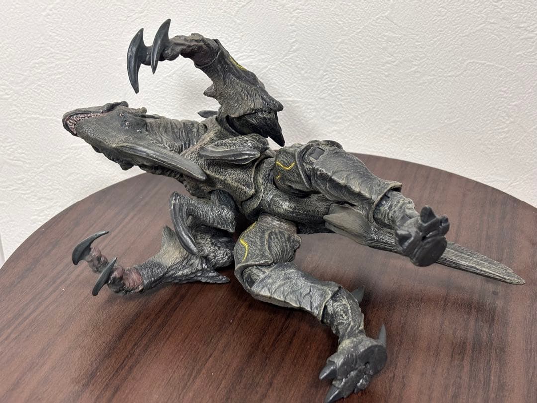 ネカ NECA パシフィック・リム ブレードヘッド ムタヴォア フィギュア