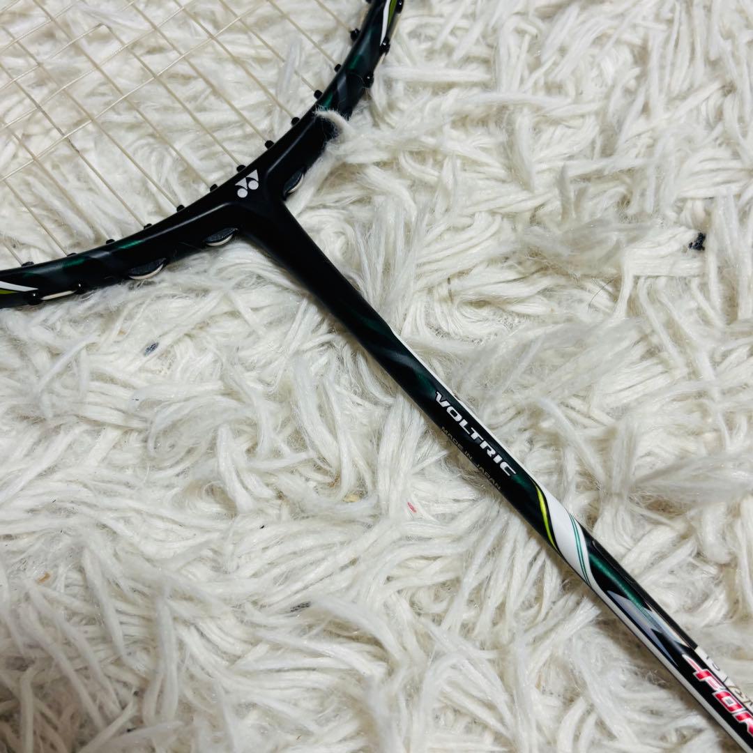 YONEX VOLTRIC Z-FORCE ボルトリックジーフォース