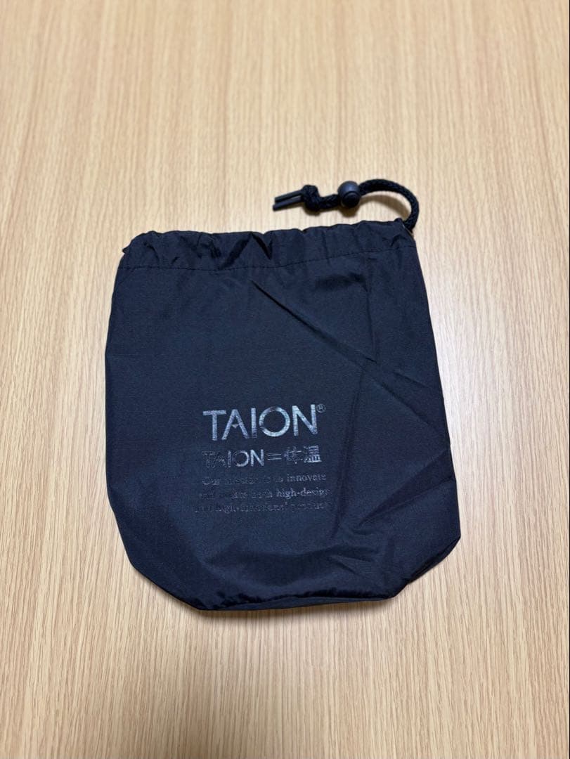 TAION/タイオン　ミリタリー Vネックジップ ダウンベスト　ブラック　M