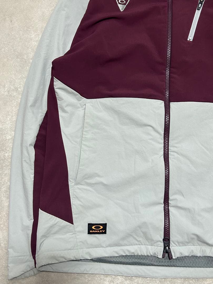 極美品 OAKLEY 2WAY ウインドジャケット　吸湿発熱　M