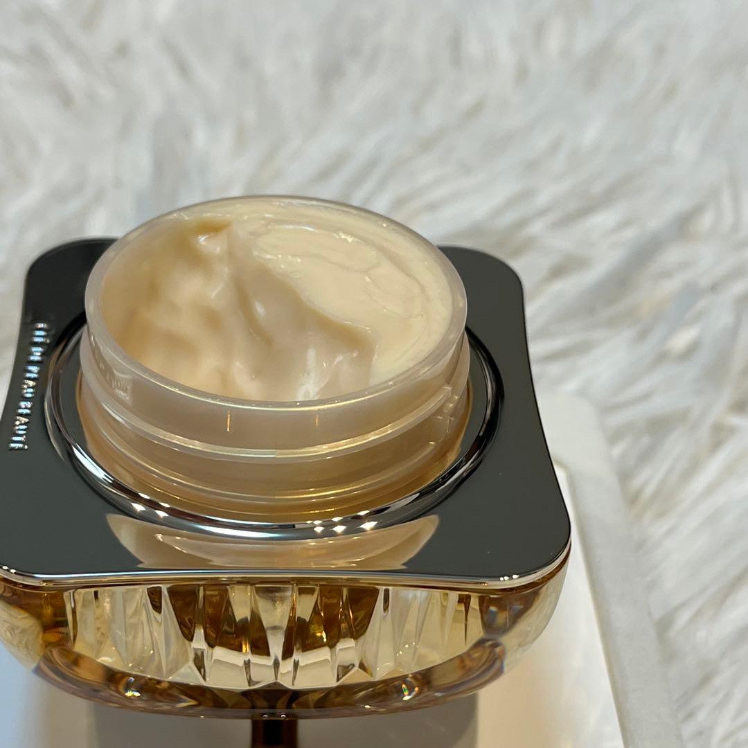 クレドポーボーテ ラクレーム本体 LA CRÈME 30mL フェイスクリーム