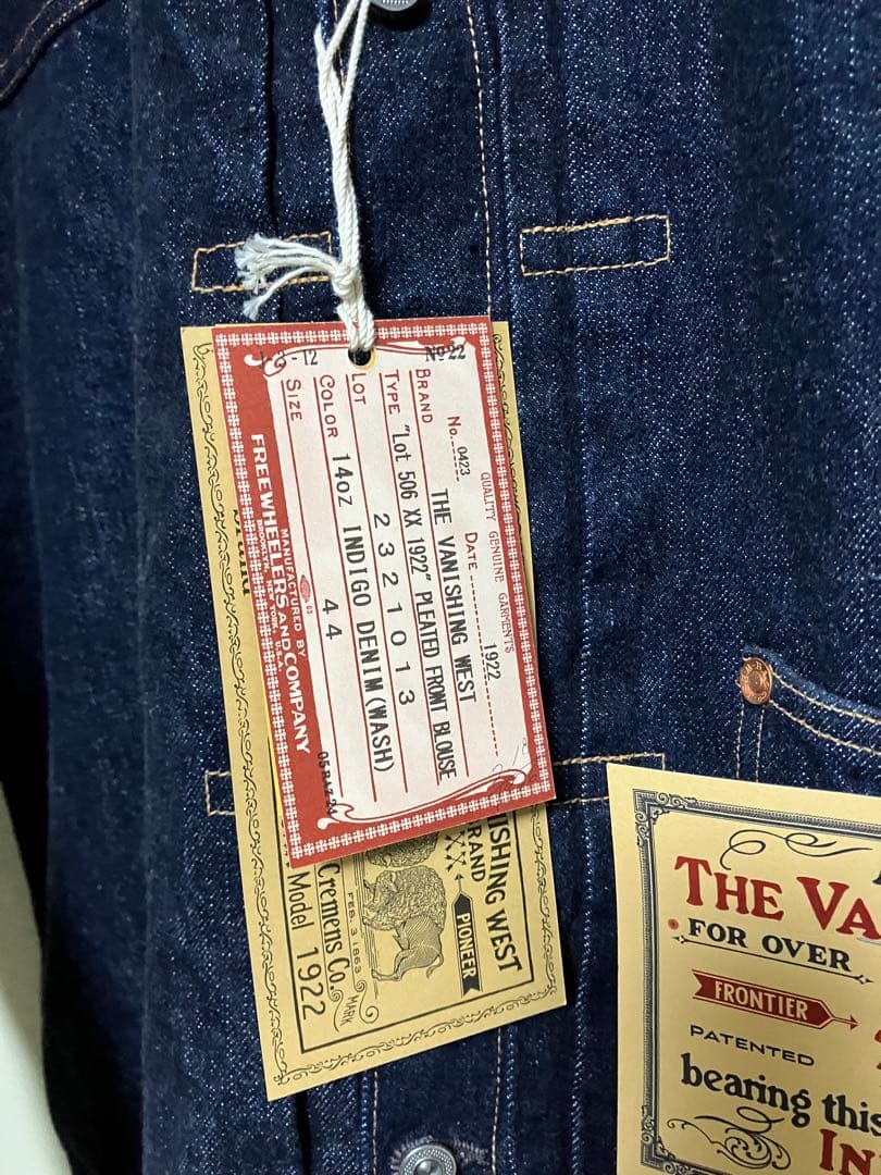 完全新品　フリーホイーラーズの1922年モデルデニムジャケット　サイズ44
