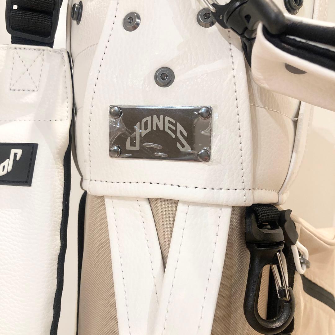 まっしー　JONES キャディバッグ ホワイト・ベージュ