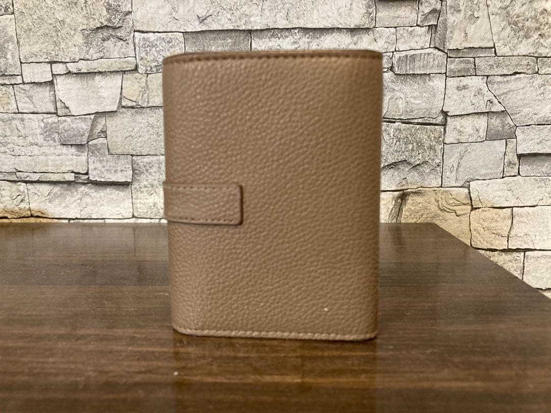 SAINT LAURENT ベージュキーケース　箱あり