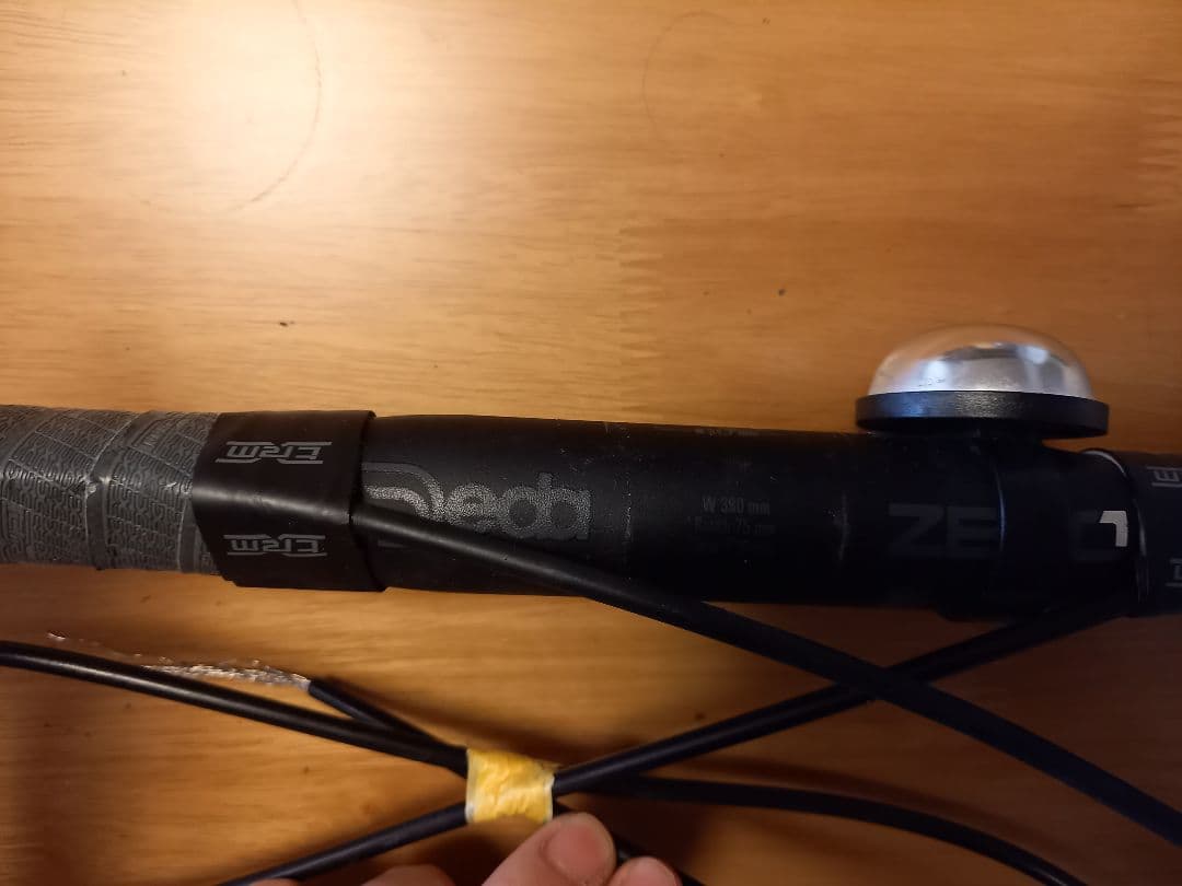deda zero100　ハンドル　ピスト　トラック