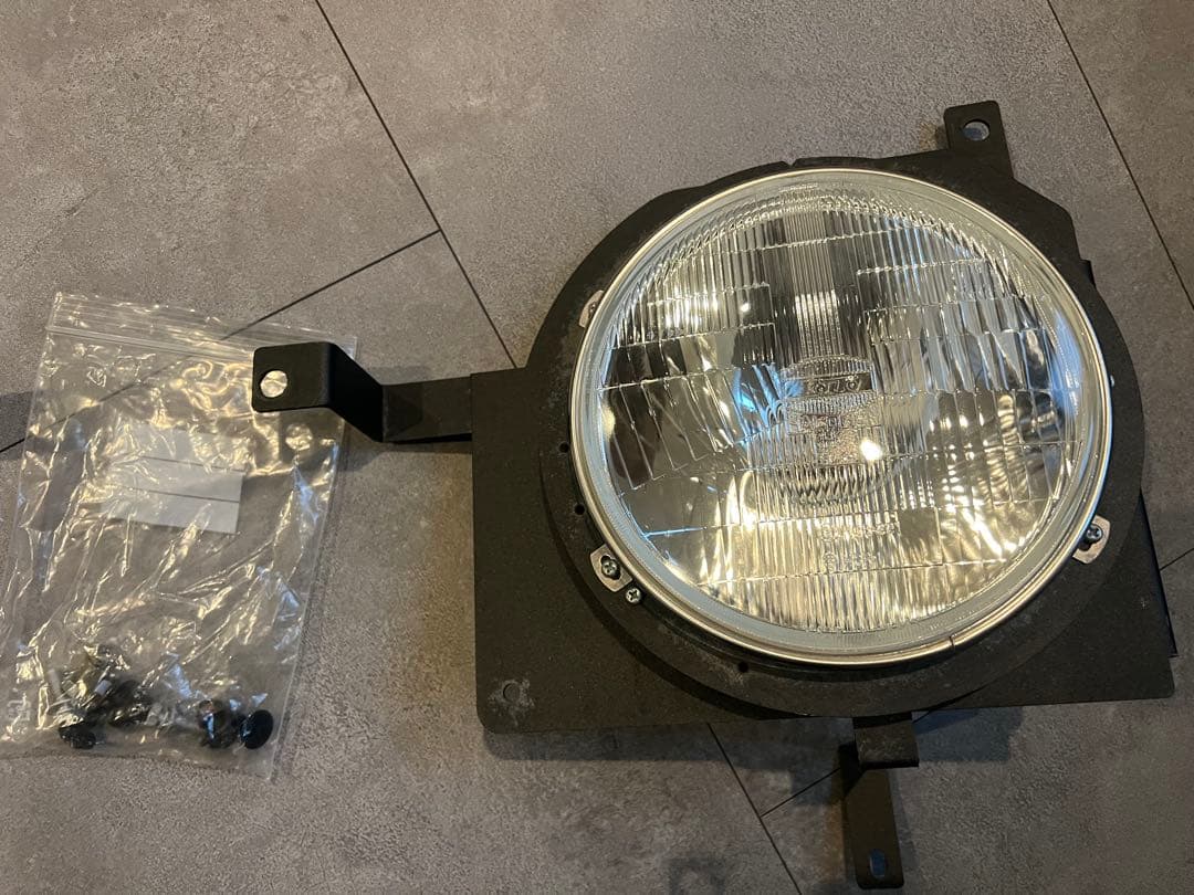 ハイエース　4型から現行　丸目キット