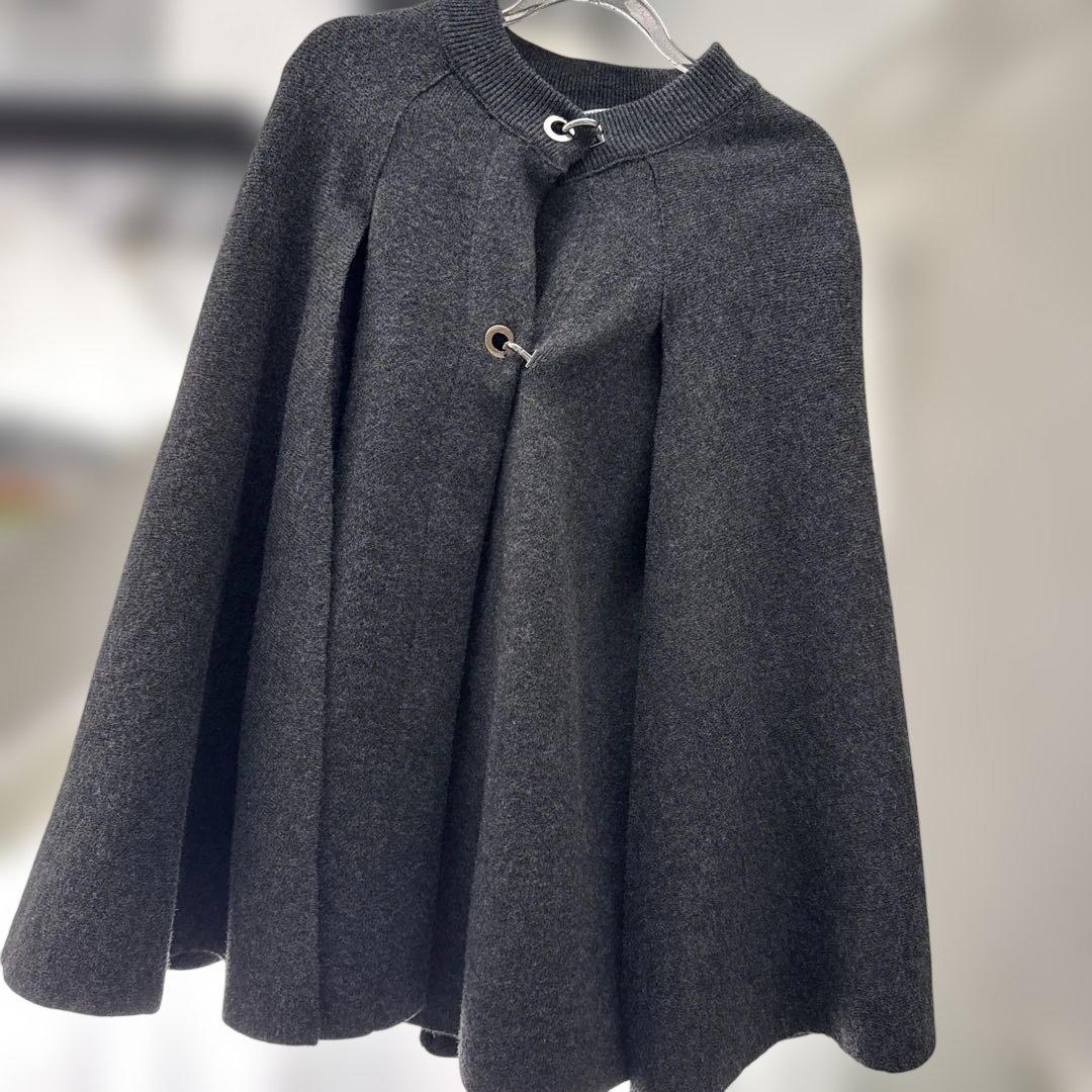 ZARAニットケープコート