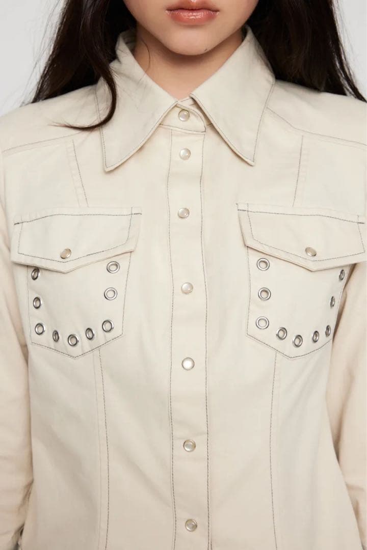 LAGUA GEM EYELET POCKET COMPACTシャツ　アイボリー