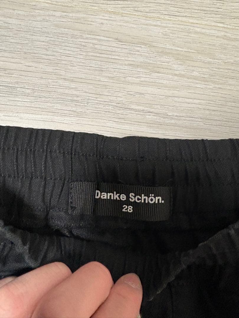 Danke Schön. ブラックカーゴパンツ 28