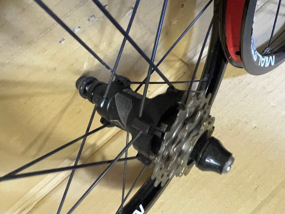MIALO BIKES ミアロバイクス　ミニベロホイール