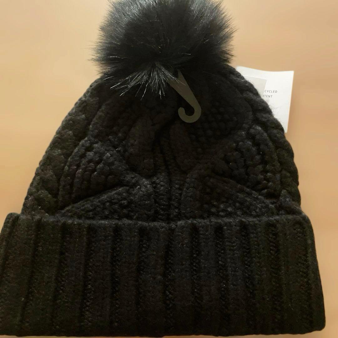お値下げ　新品　UGG ニット帽　未着用品