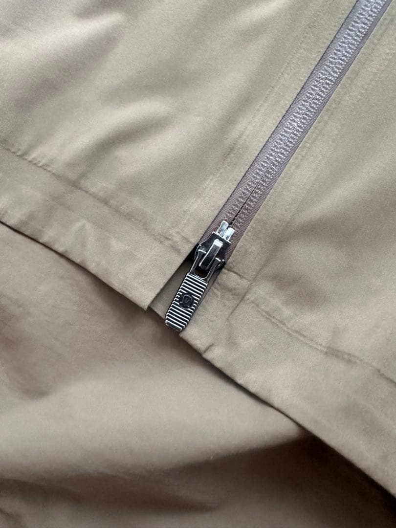【lululemon】 Rain Rabel サイズ4