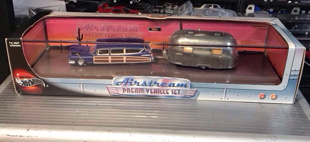ミニカー HotWheels Airstream DREAM VEHICLE SET