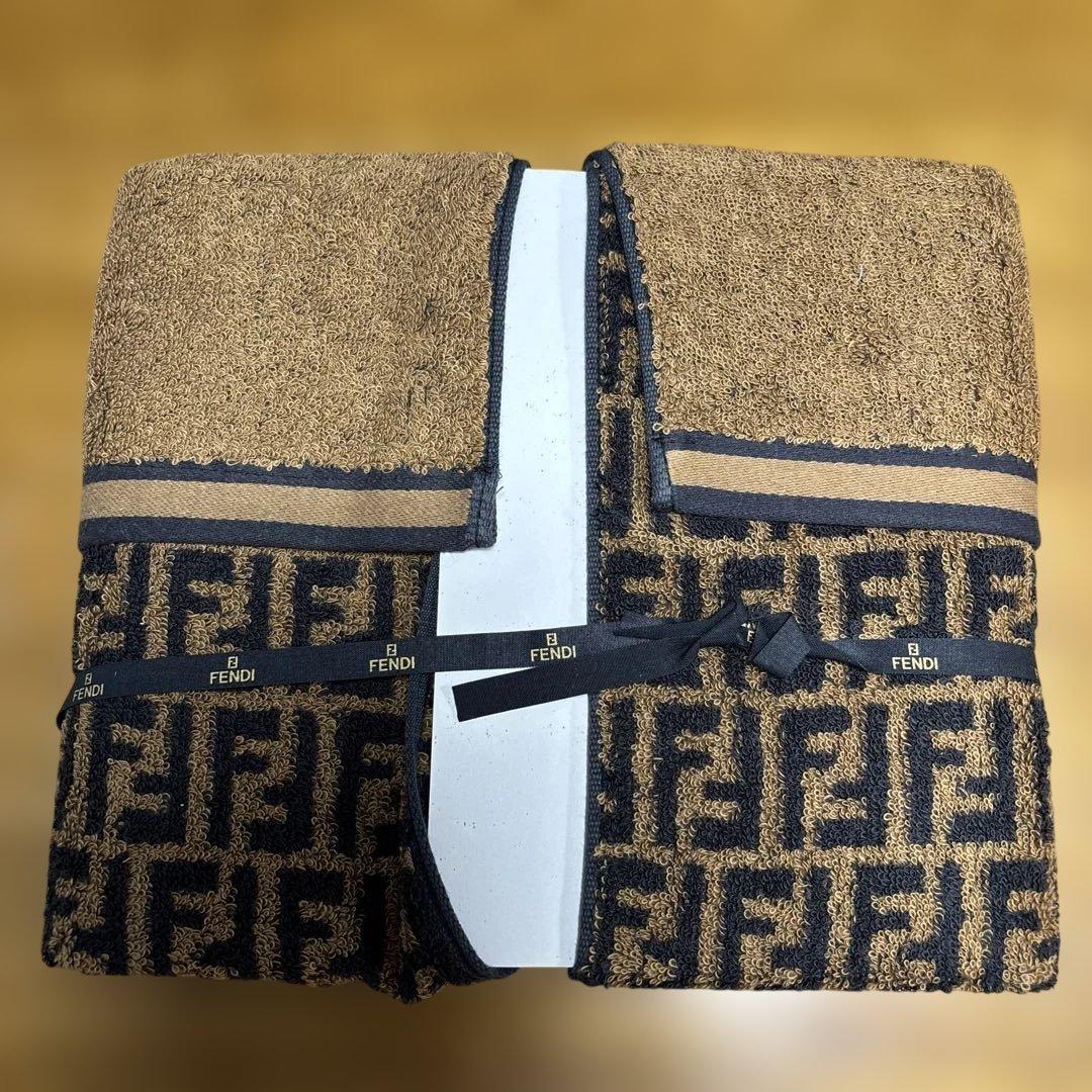 FENDI バスタオル