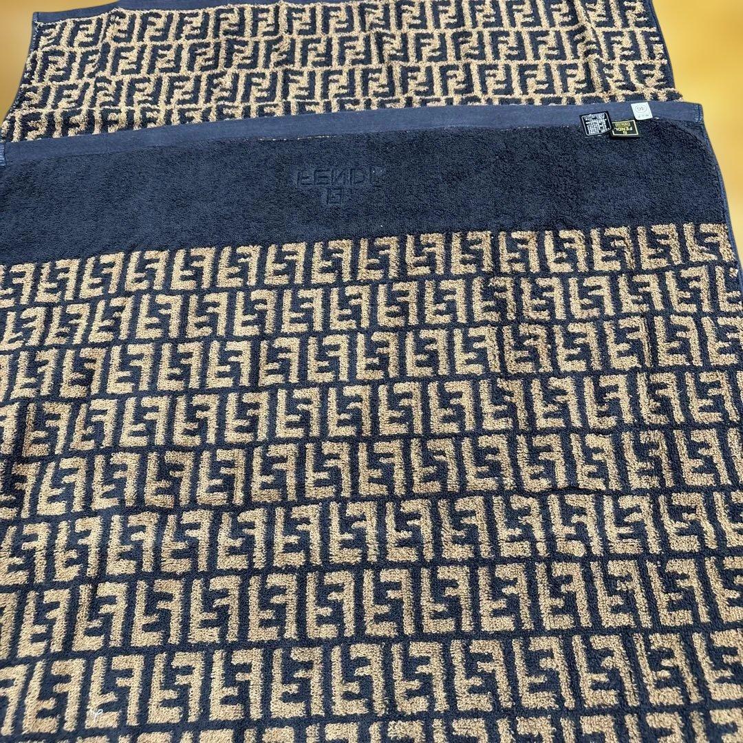 FENDI バスタオル