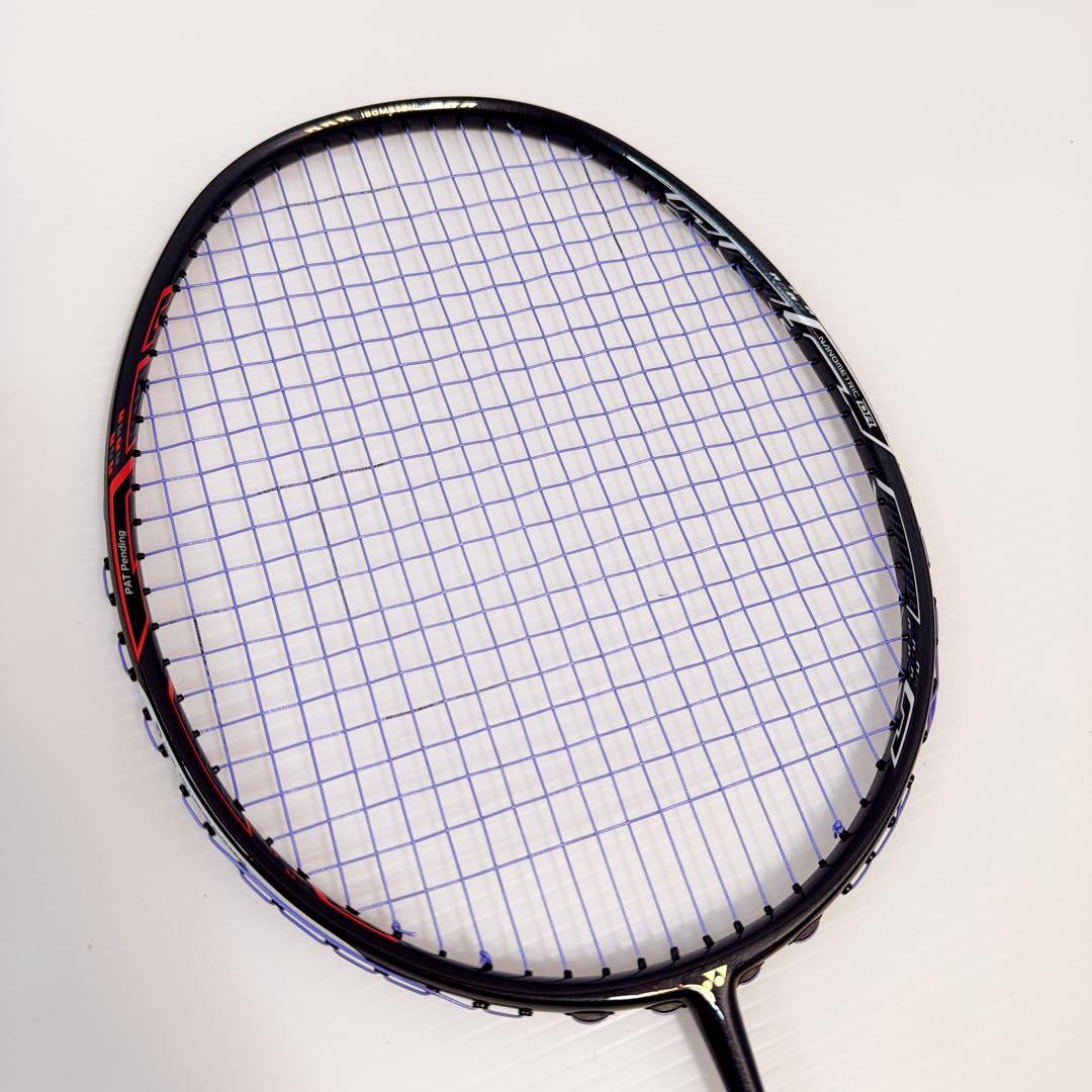 【美品】YONEX デュオラ7 バドミントンラケット ブラック　カバー付き