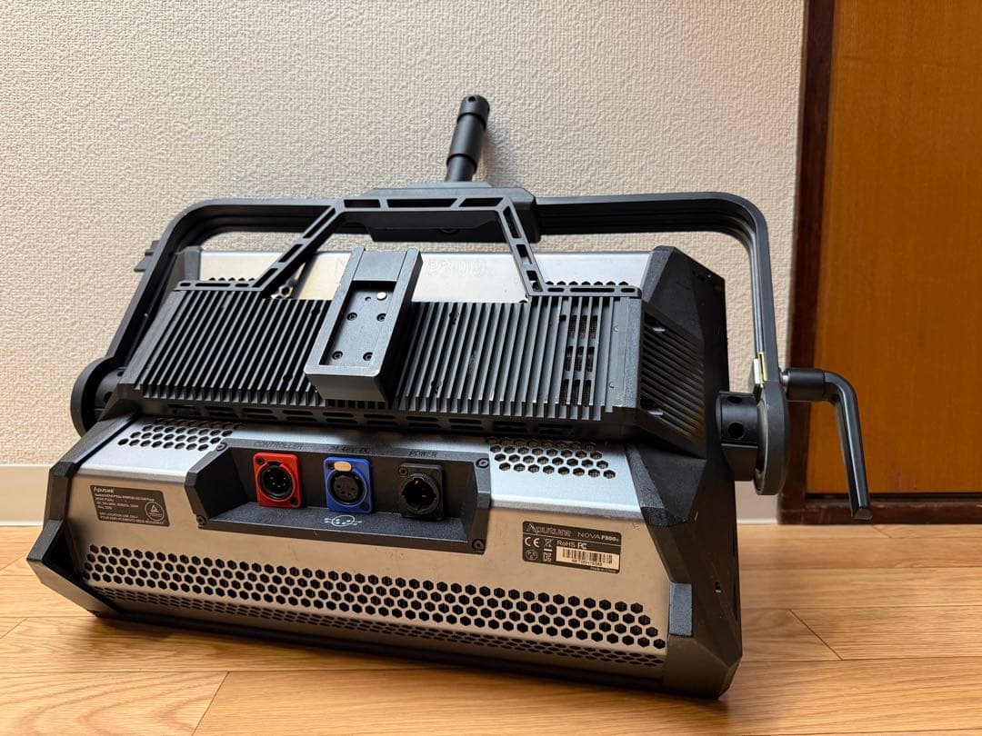 tk009bf472さん専用(中古）Aputure NOVA p300c