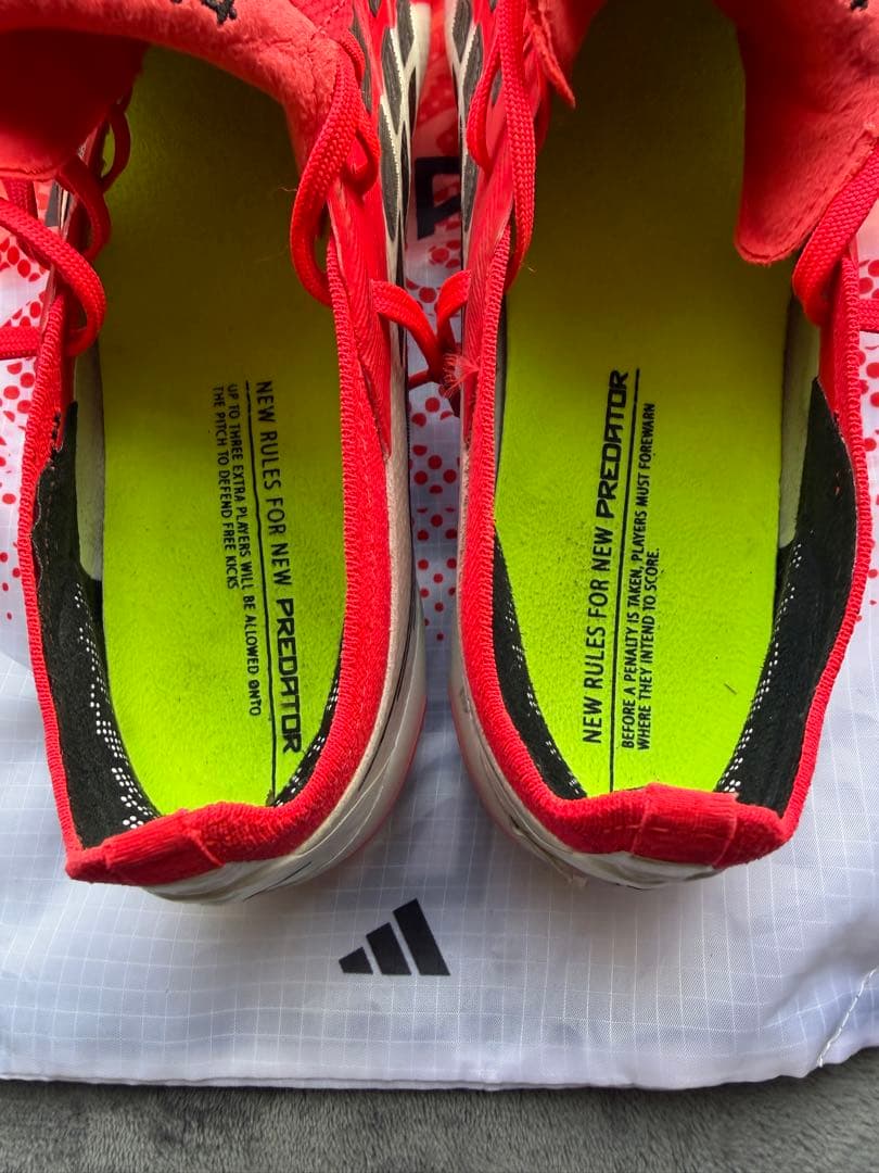 adidas Predator 2026レッド サッカースパイク26.5cm