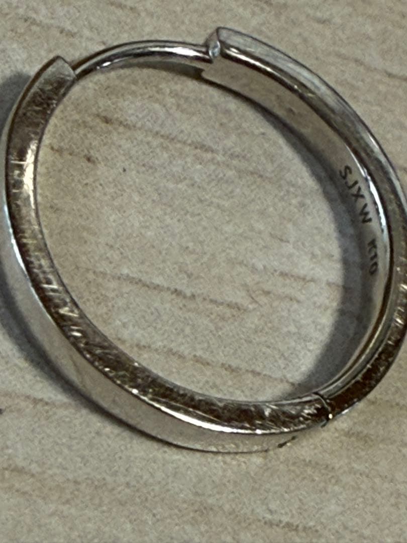 SJX W CLICK HOOP PIERCED (L) K10 ダイヤ0.05