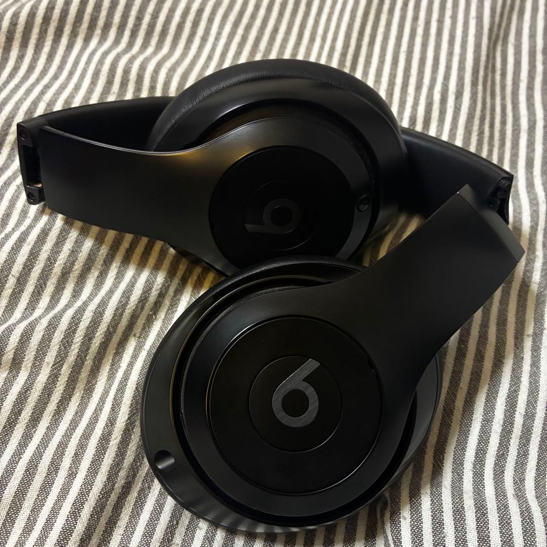 （破損あり）　beats studio pro ワイヤレスヘッドホン