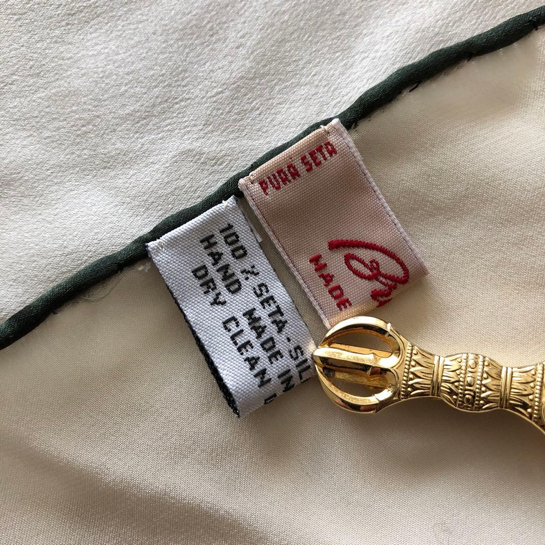 Brioni ブリオーニ　ハンドメイド　シルク　ポケットチーフ　ハンカチ