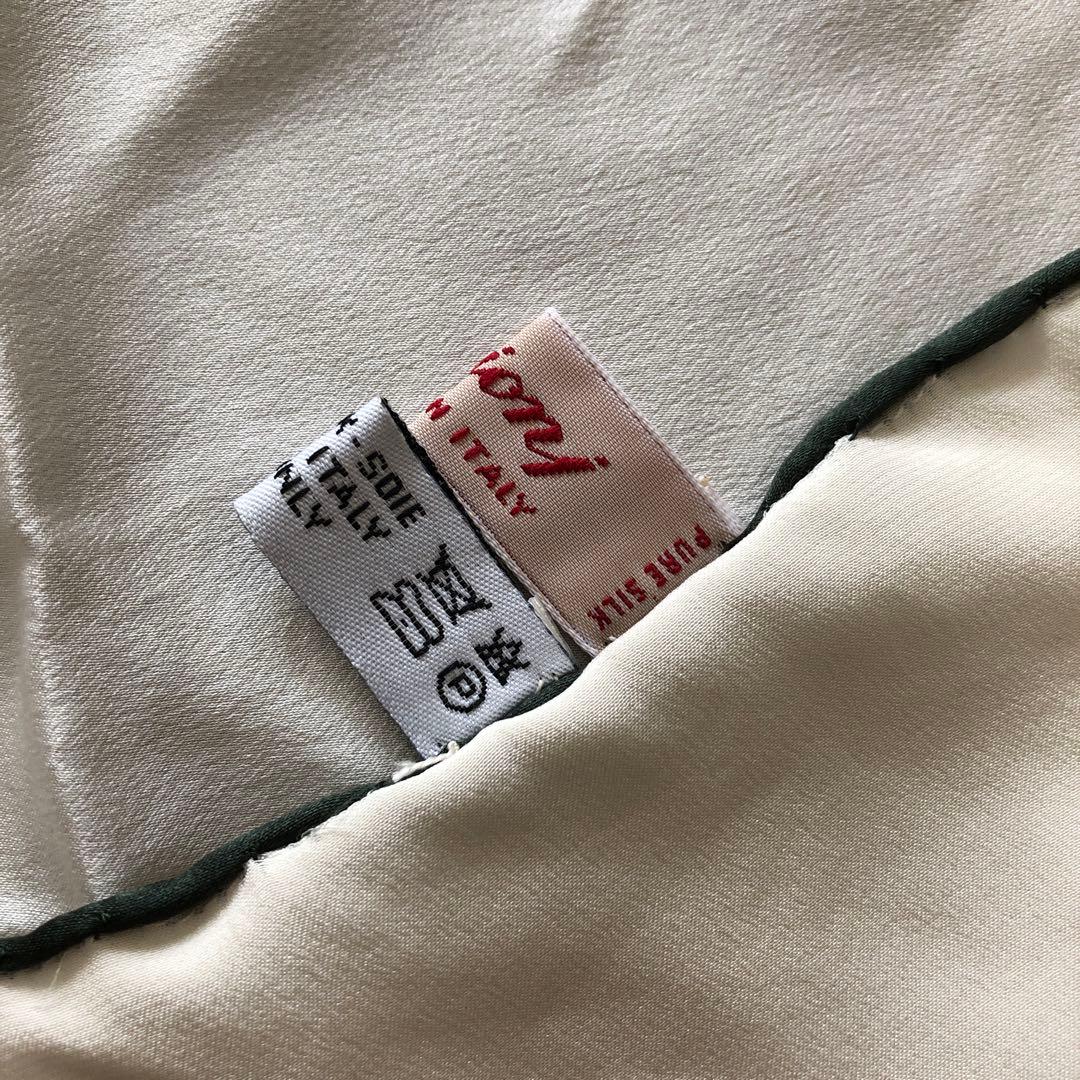 Brioni ブリオーニ　ハンドメイド　シルク　ポケットチーフ　ハンカチ