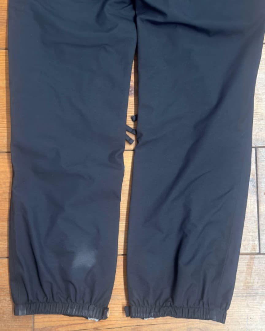 KM4K　PARADICE BIB PANTS 　ブラック Mサイズ