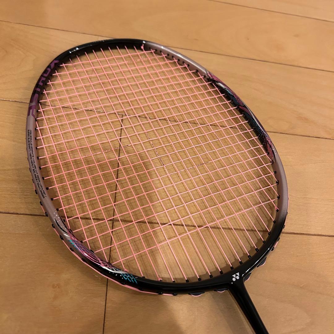 【極美品】YONEX アストロクス 55A バドミントンラケット ASTROX