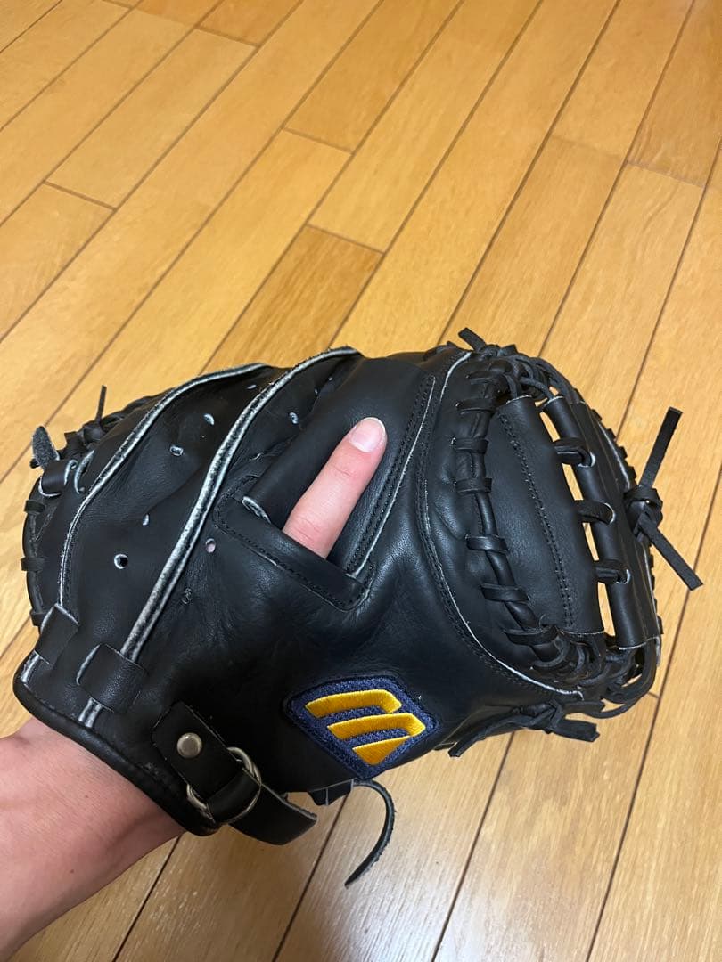 ひ*ょ様 Mizuno World Winキャッチャーミット黒 軟式用