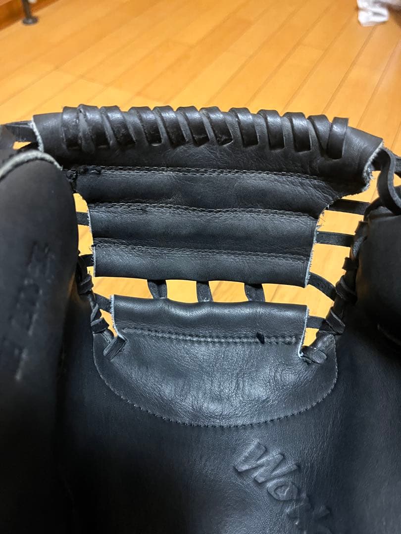 ひ*ょ様 Mizuno World Winキャッチャーミット黒 軟式用
