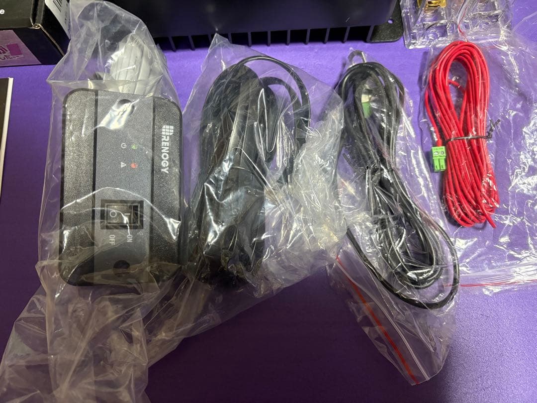 RENOGY レノジー DCC MPPT 走行充電器 30AとBT-2
