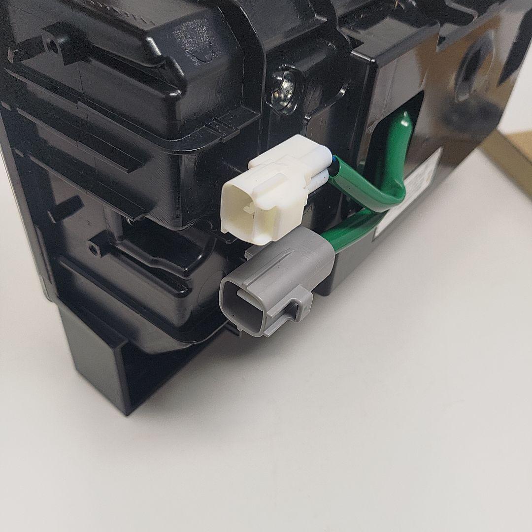 KOITO 2連 リアコンビネーションランプ【右】 LEDRCL-24R2RR