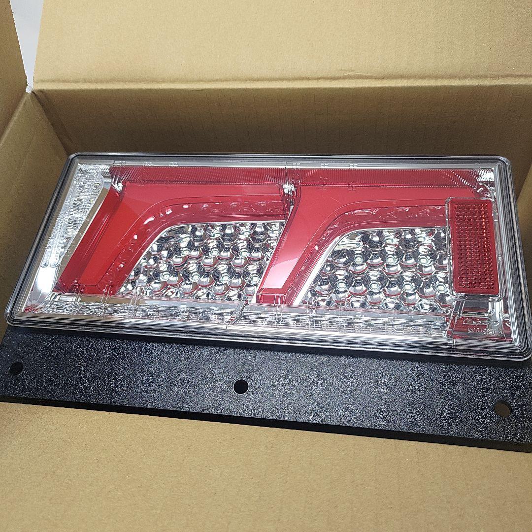 KOITO 2連 リアコンビネーションランプ【右】 LEDRCL-24R2RR
