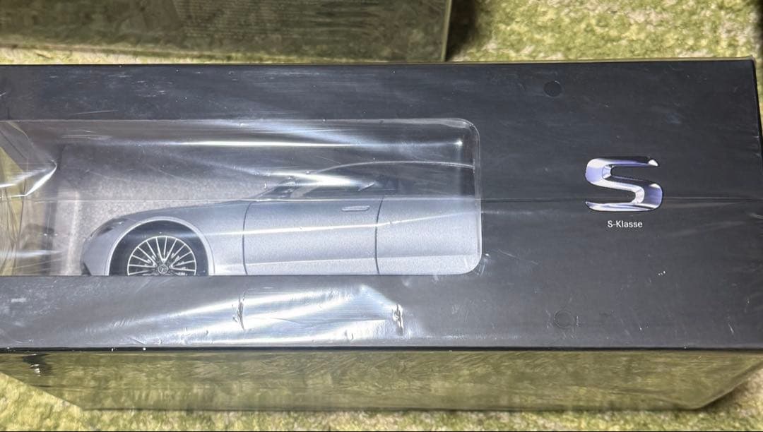 1/18 メルセデスベンツ AMG Line V223 AMG GTS 2台