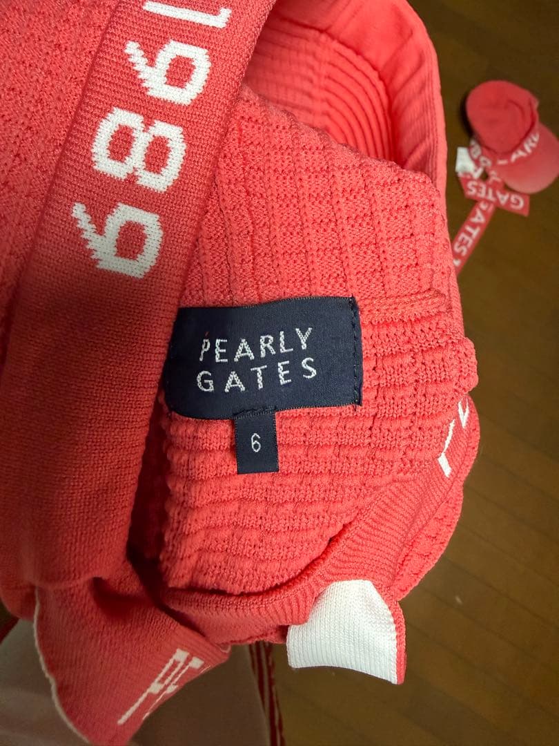 PEARLY GATES 超美品フード付ニットパーカーサイズ6 ニット帽、虫除け