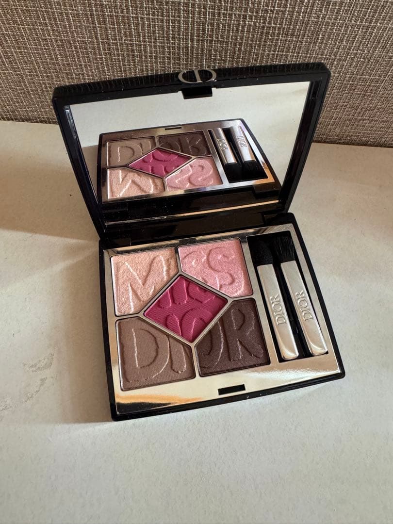 Dior Miss Dior アイシャドウパレット