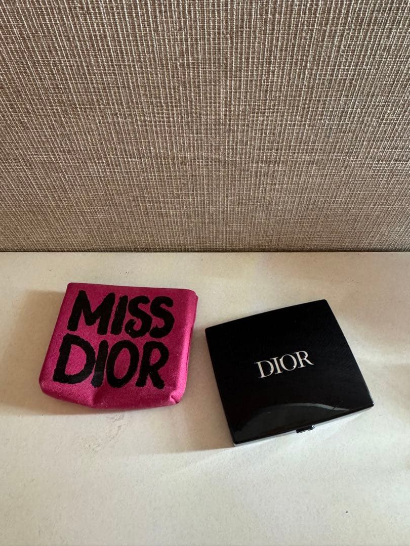 Dior Miss Dior アイシャドウパレット