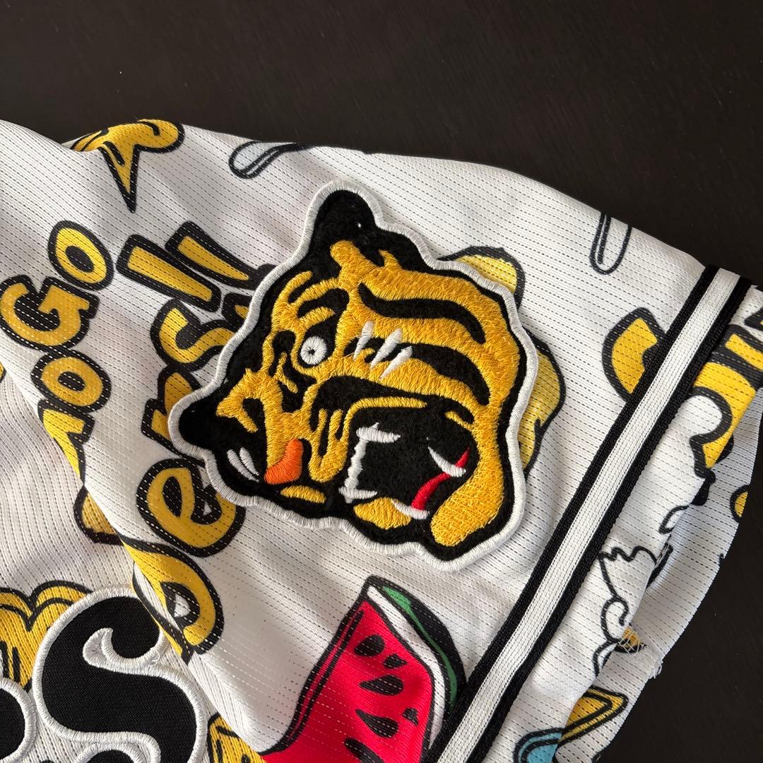 阪神タイガース　デザインユニフォーム　夏柄　カラー　Mサイズ
