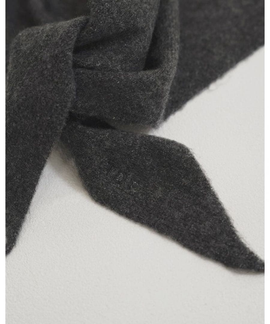 完売品　Soft Knit Scarf グレー
