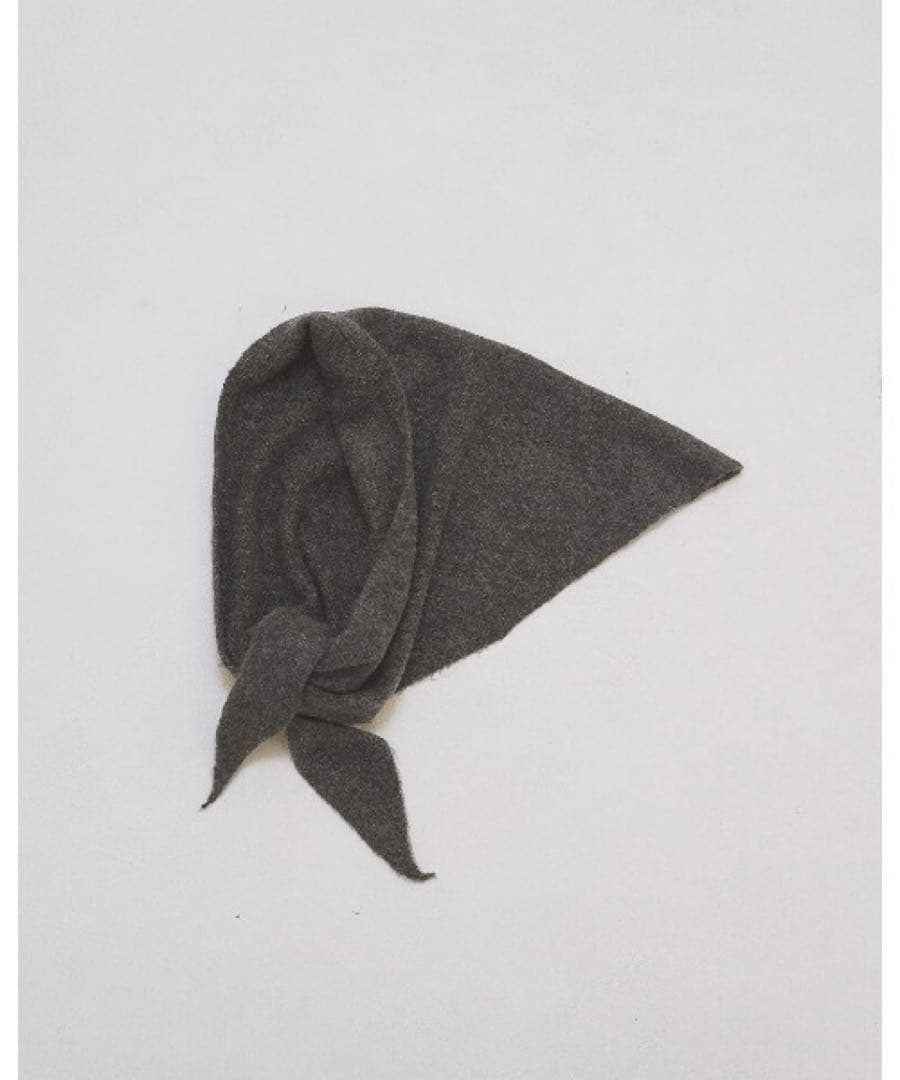 完売品　Soft Knit Scarf グレー
