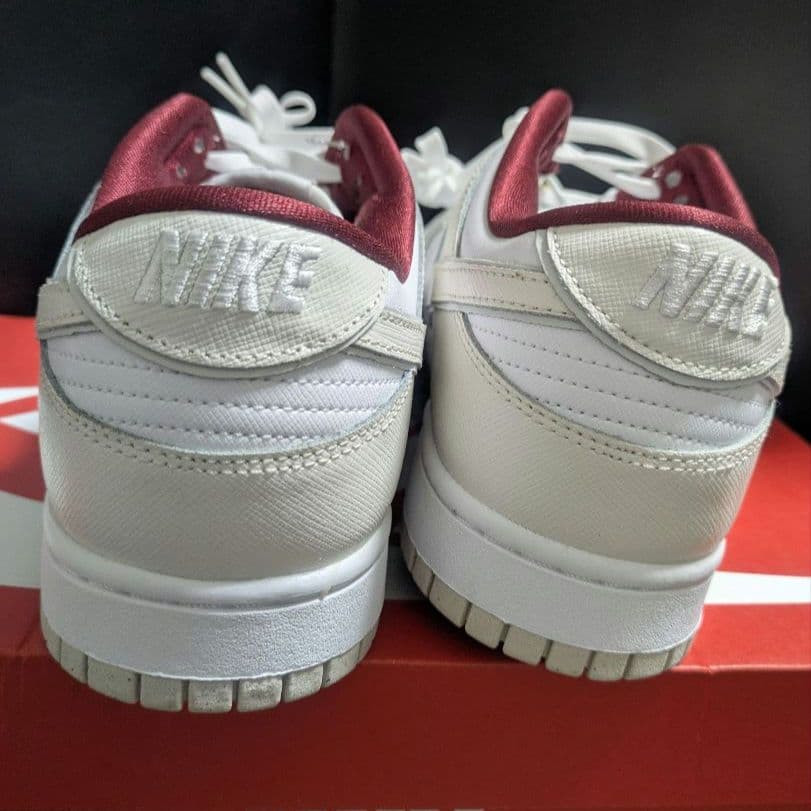 NIKE ナイキ ダンク LOW SE DV1160-100 新品未使用28.5