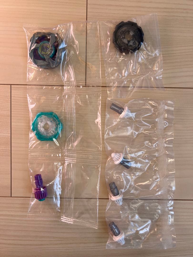 【新品・未使用】ベイブレードX シャークスケイル マンモスタスク 等セット ②