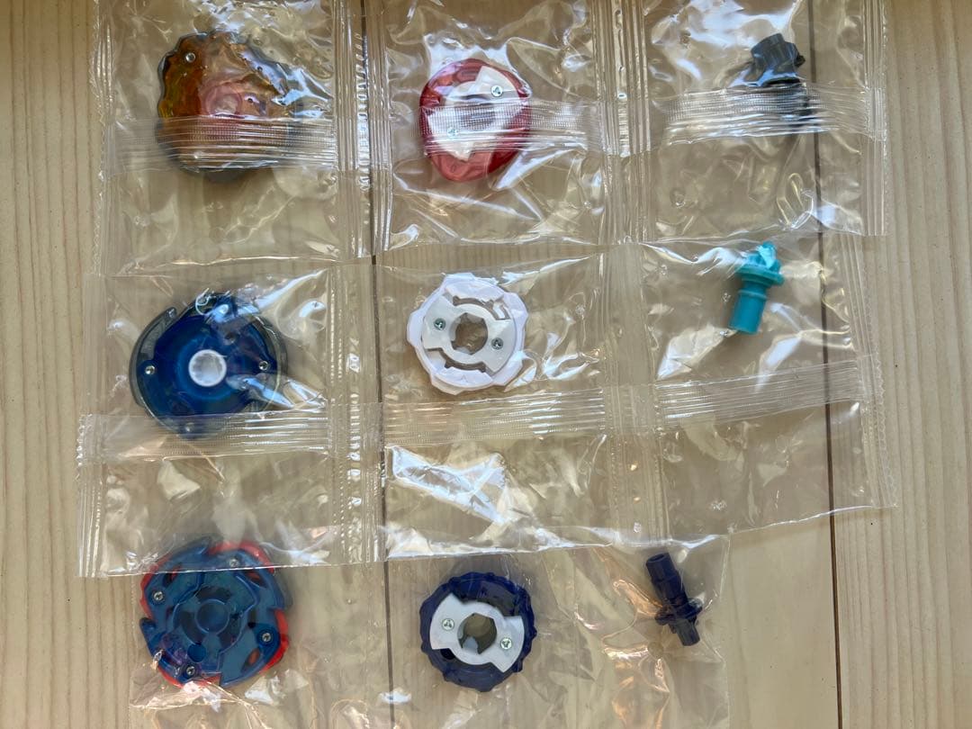 【新品・未使用】ベイブレードX シャークスケイル マンモスタスク 等セット ②