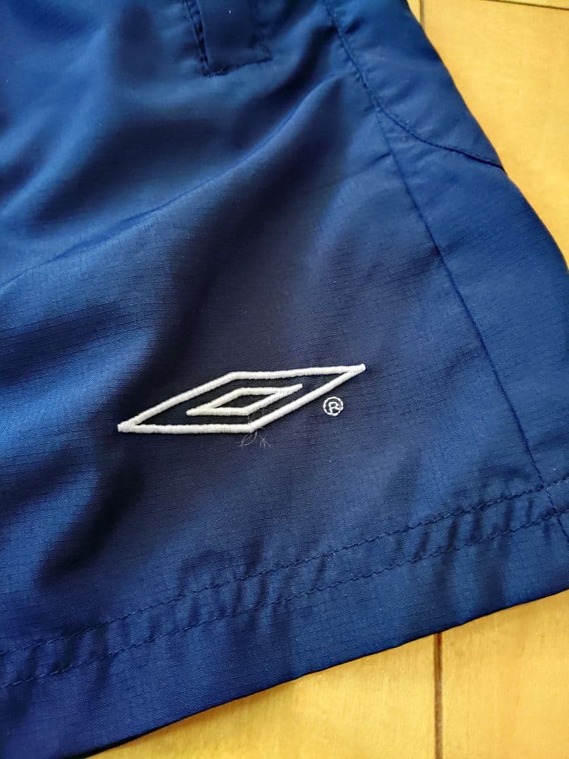 Umbro イングランド代表 トレーニングショートパンツネイビー