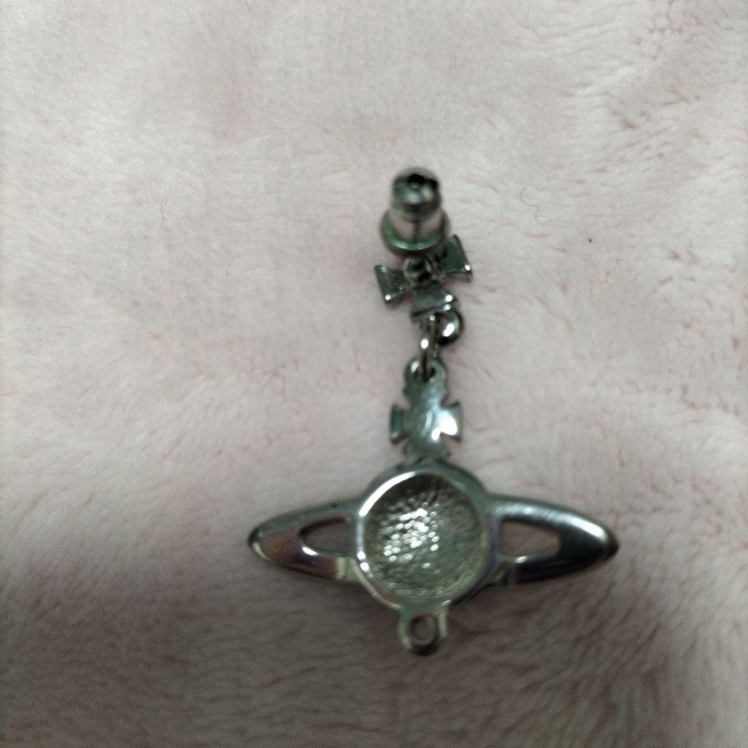 VivienneWestWood　土星モチーフ　シルバー　ピンク　ピアス　片耳用