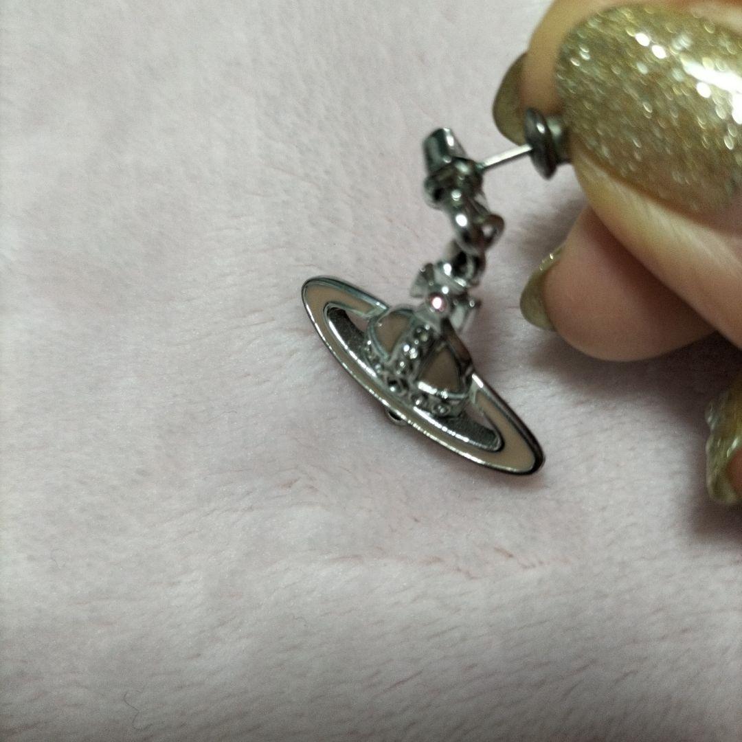 VivienneWestWood　土星モチーフ　シルバー　ピンク　ピアス　片耳用